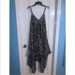 🌎New Never Worn! World Market Flowy Jumpsuit🌎